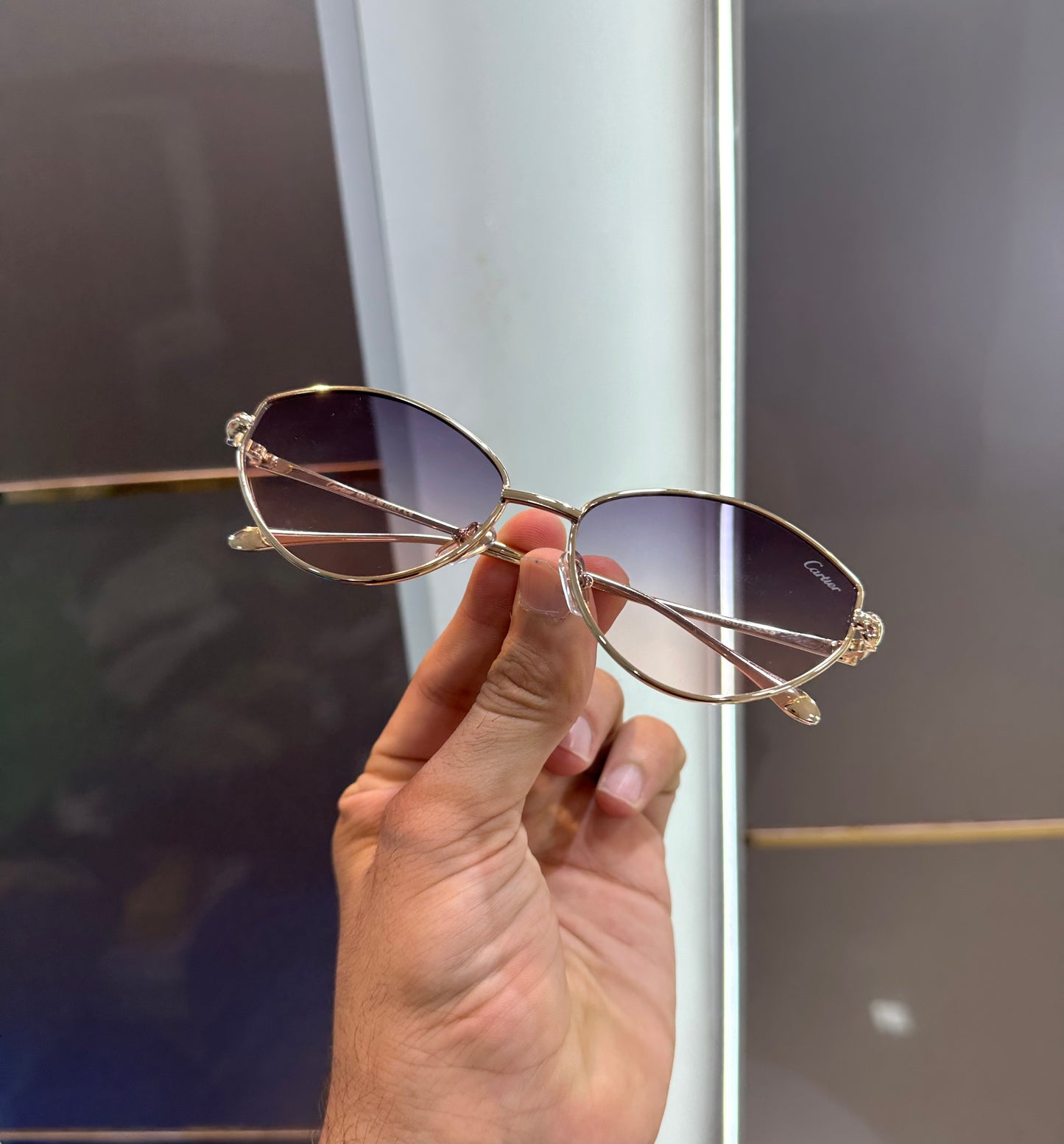 Cartie r 010 Multi Ultimate Luxury Shade With Original Packaging