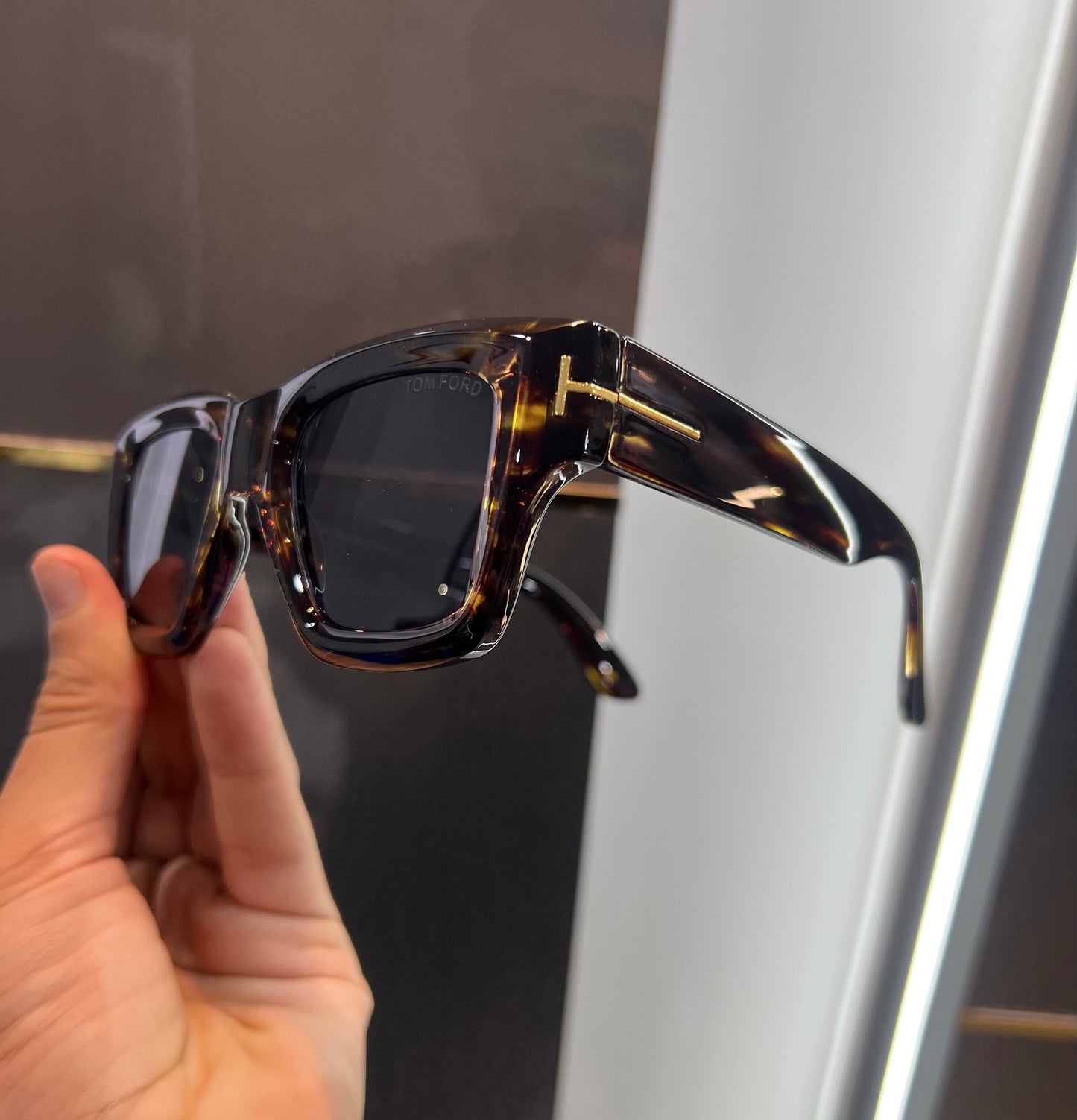 Tom For d Tiger Black 4184 Ultimate Luxury Shade With Original Packaging