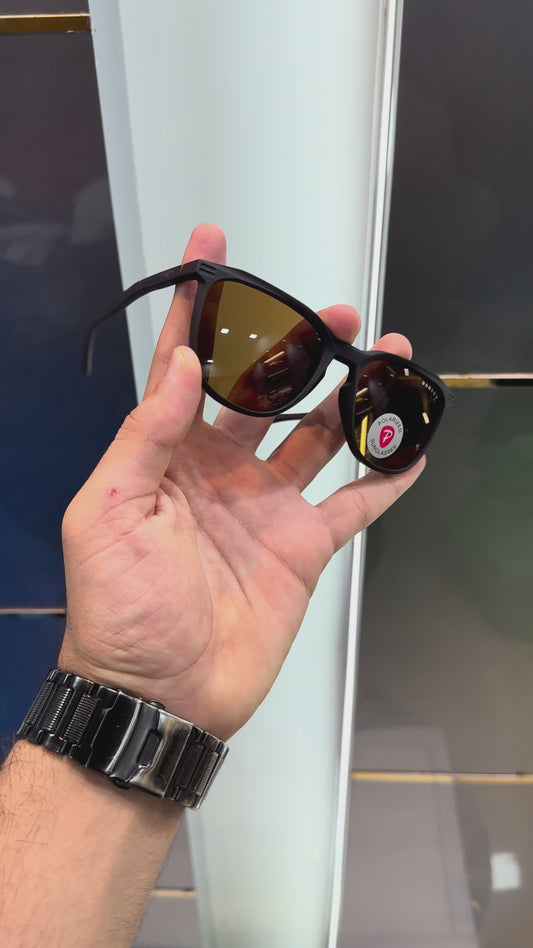 Oakle y Brown Ultimate Luxury Shade With Original Packaging